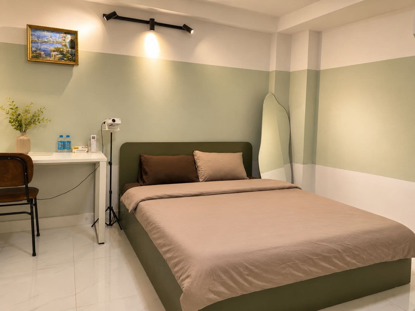 Room C — Hideout Haven 2